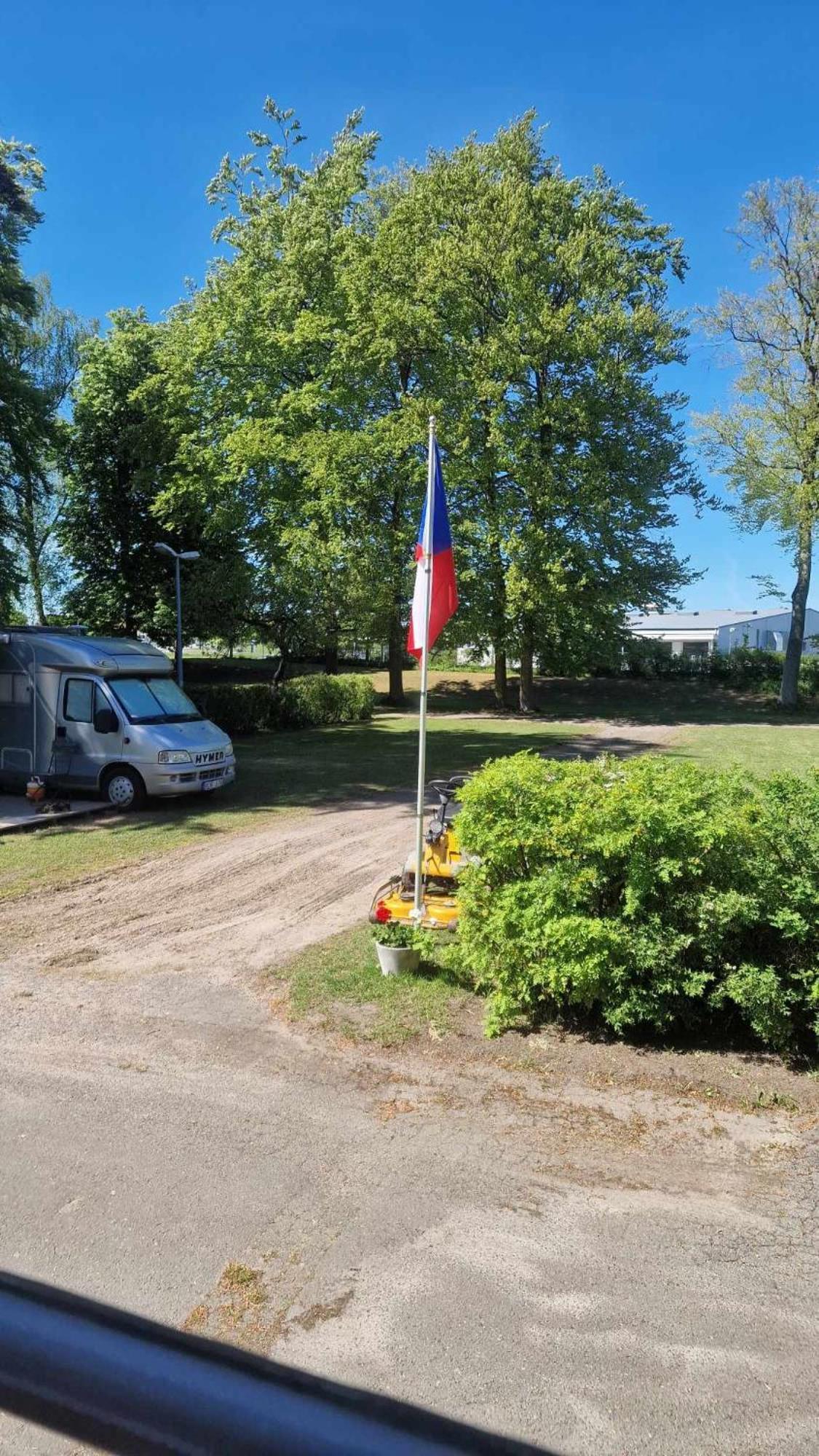 Charlottsborgs Camping Och Vandrarhem Кристианстад Экстерьер фото